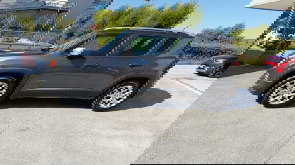 Jeep Renegade usata a Macerata (8)