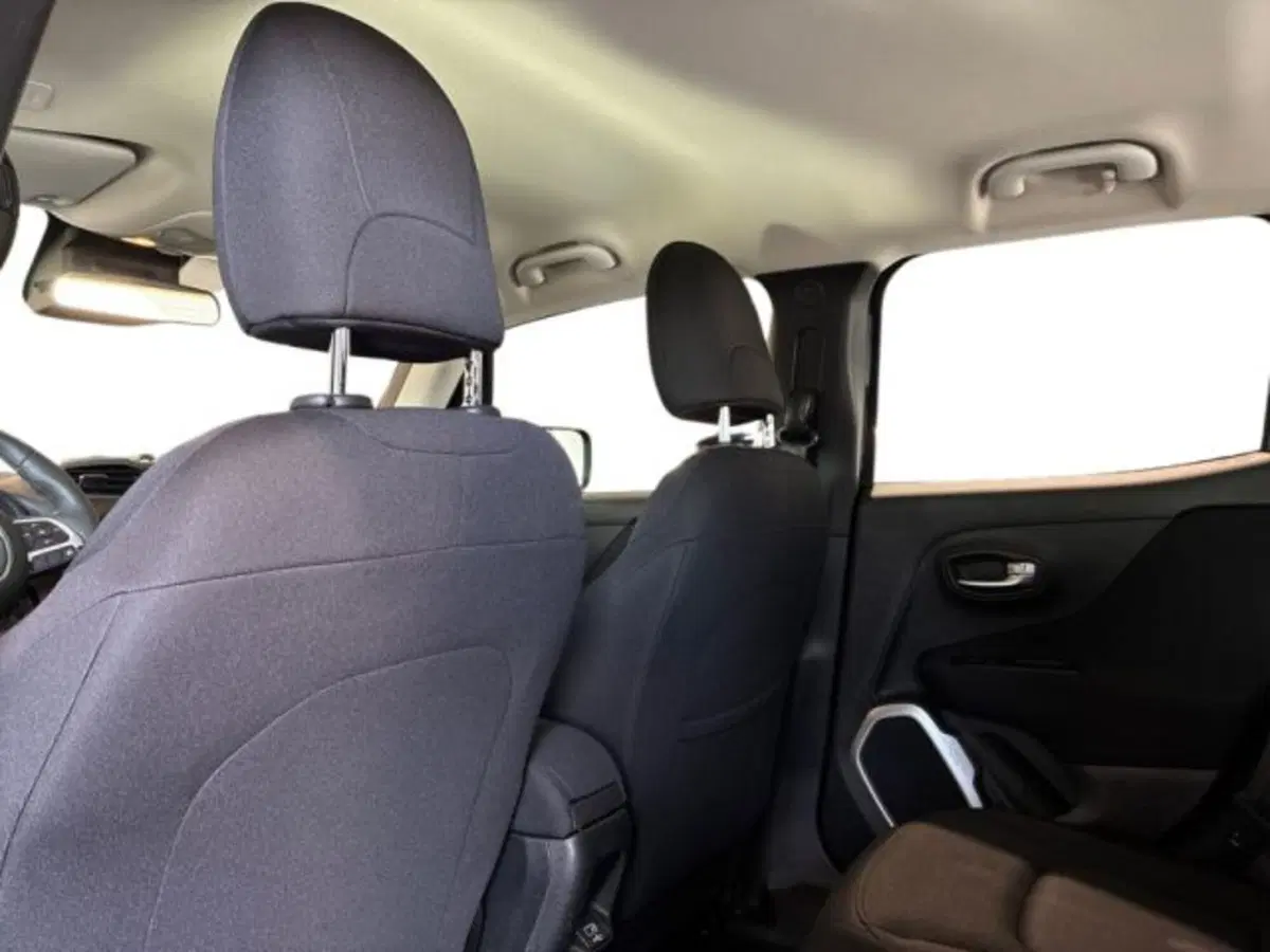 Jeep Renegade usata a Ancona (17)