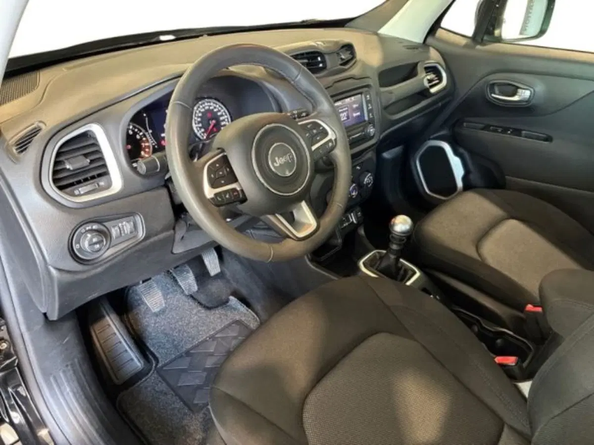 Jeep Renegade usata a Ancona (9)