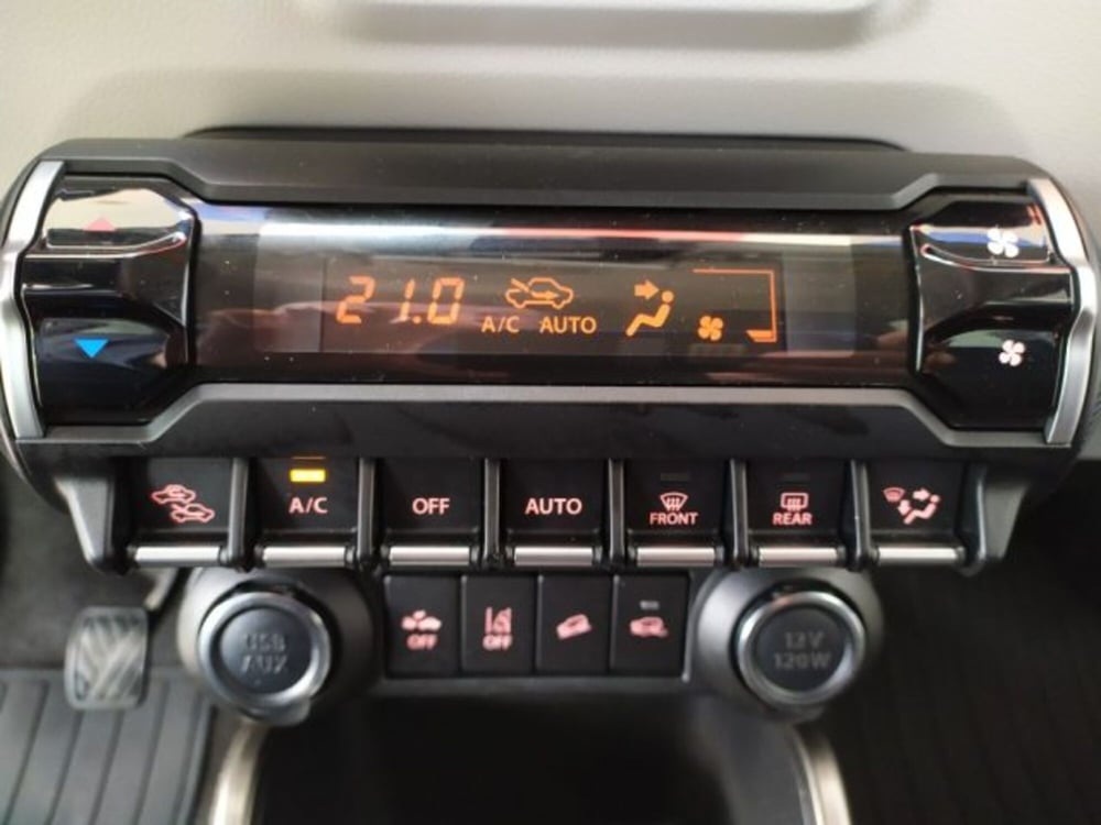Suzuki Ignis usata a Trieste (12)