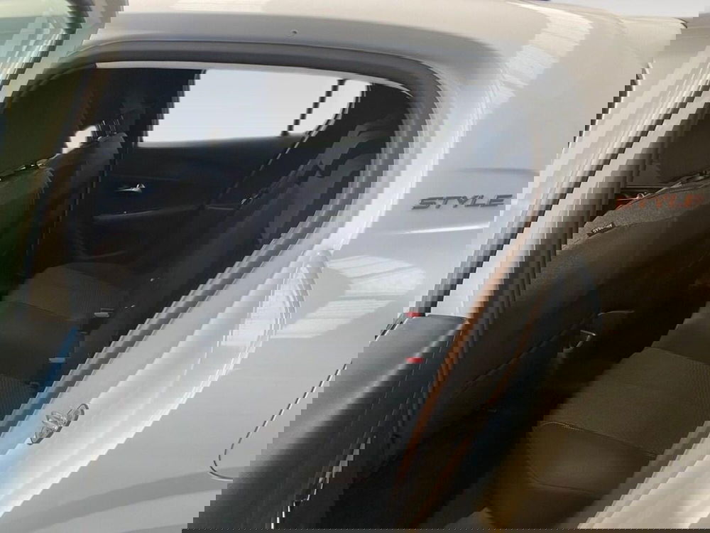 Peugeot 208 nuova a Torino (8)