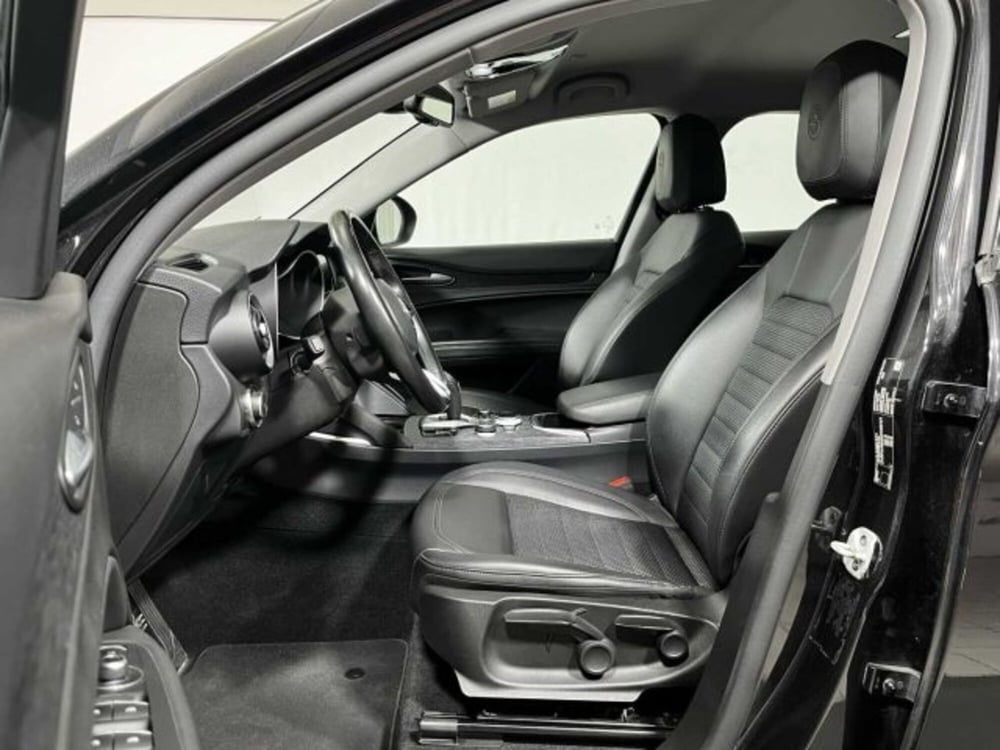 Alfa Romeo Stelvio usata a Sondrio (10)