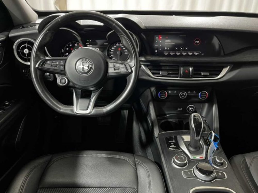 Alfa Romeo Stelvio usata a Sondrio (13)