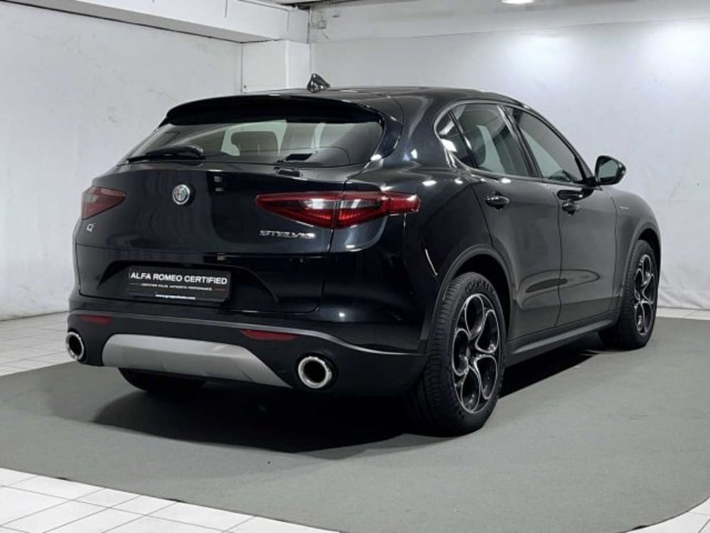 Alfa Romeo Stelvio usata a Sondrio (5)