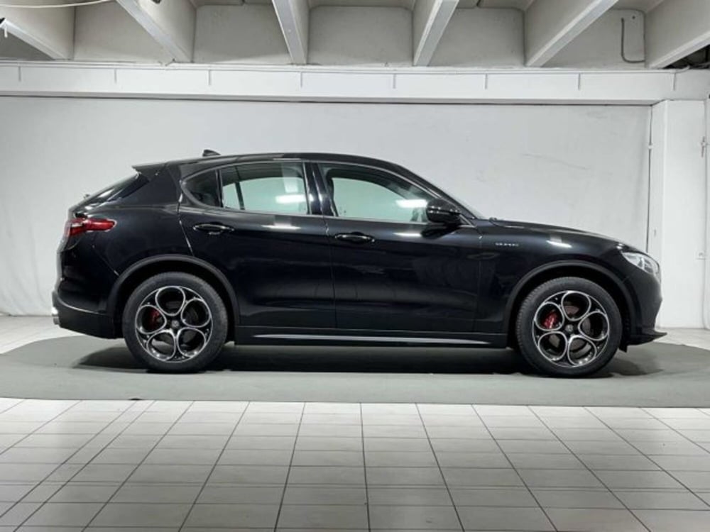 Alfa Romeo Stelvio usata a Sondrio (6)