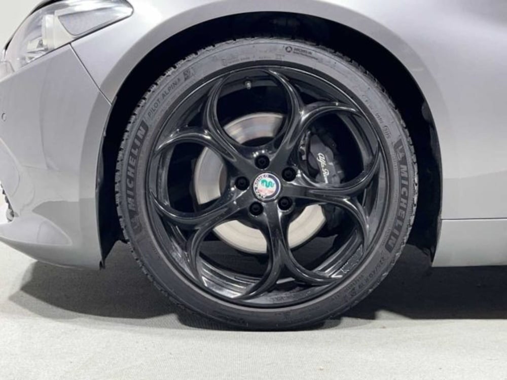 Alfa Romeo Giulia usata a Sondrio (9)