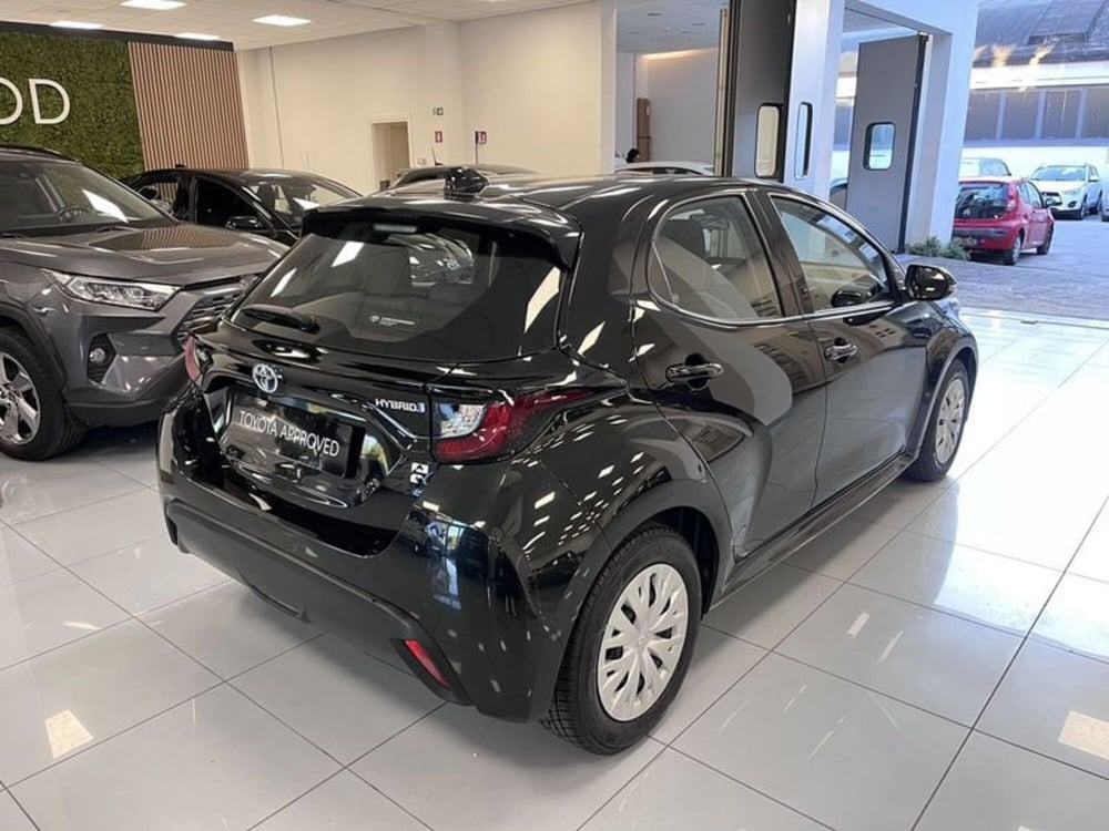Toyota Yaris usata a Prato (4)