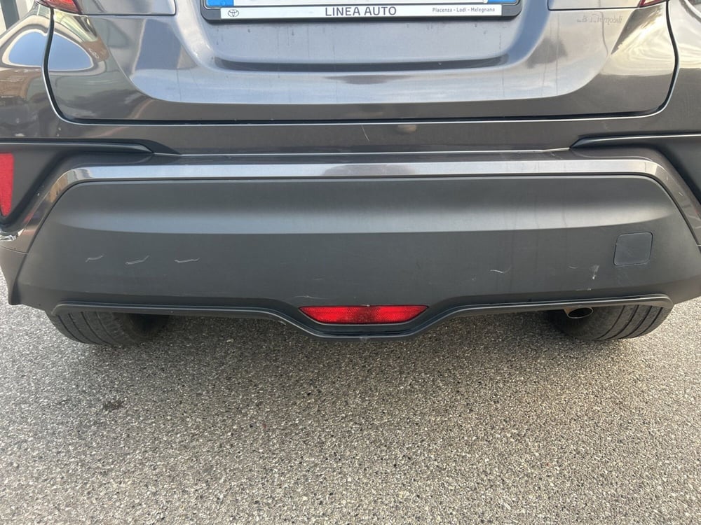 Toyota Toyota C-HR usata a Piacenza (12)