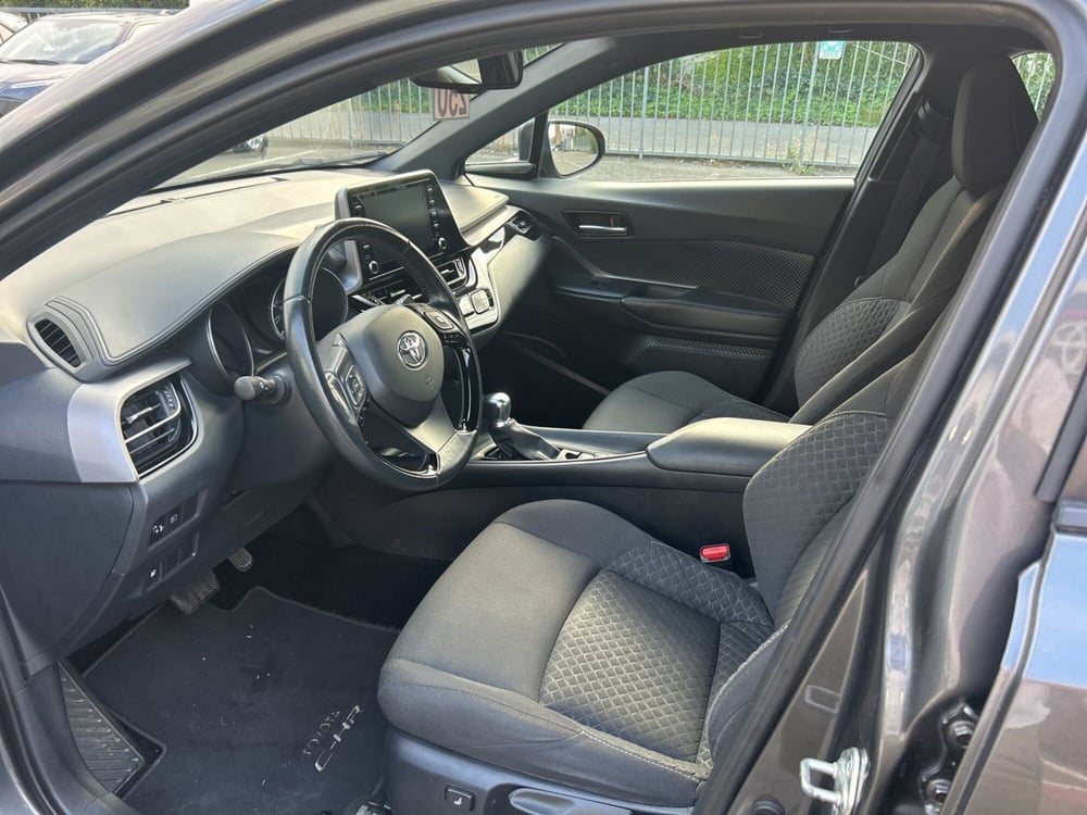 Toyota Toyota C-HR usata a Piacenza (17)