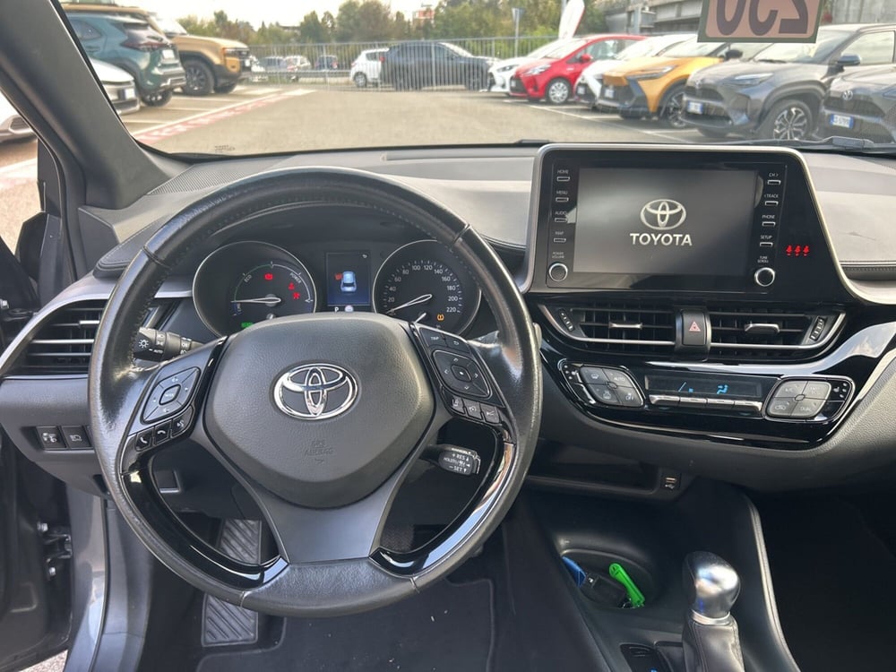 Toyota Toyota C-HR usata a Piacenza (19)