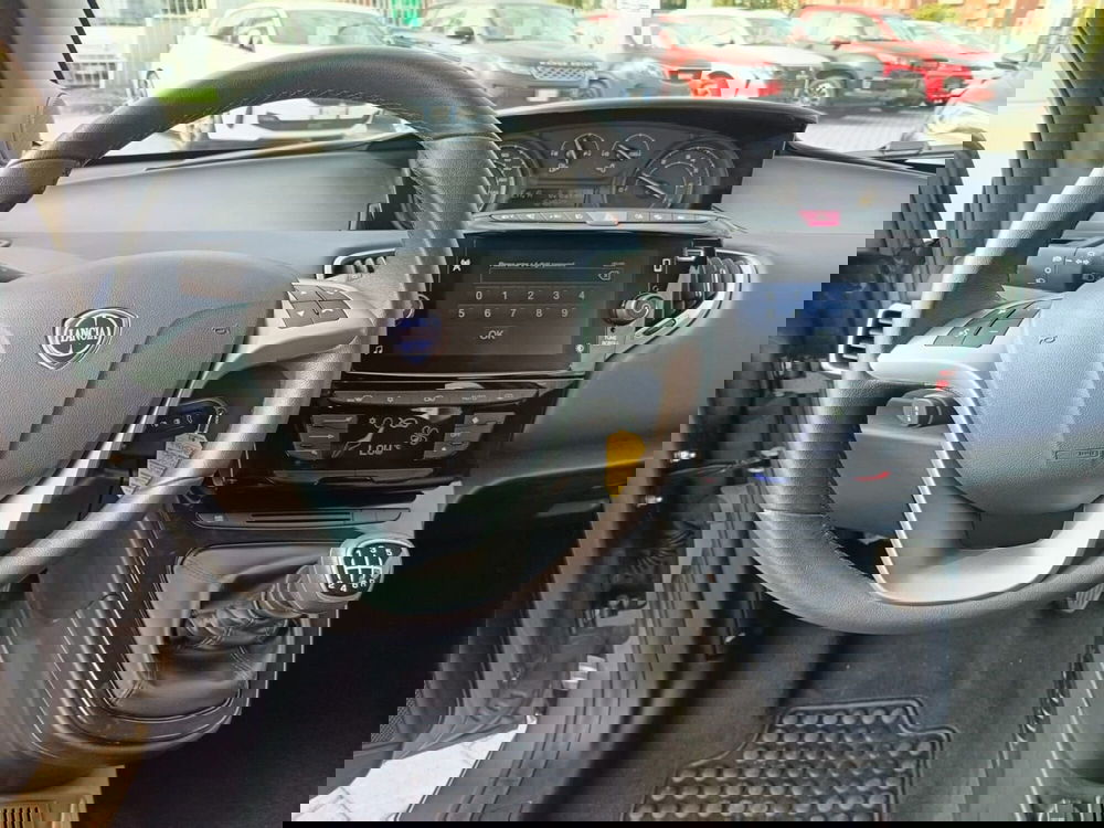 Lancia Ypsilon usata a Alessandria (18)