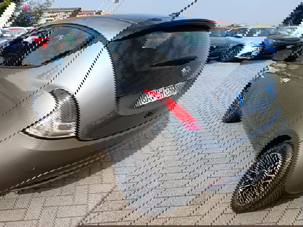 Lancia Ypsilon usata a Alessandria (8)