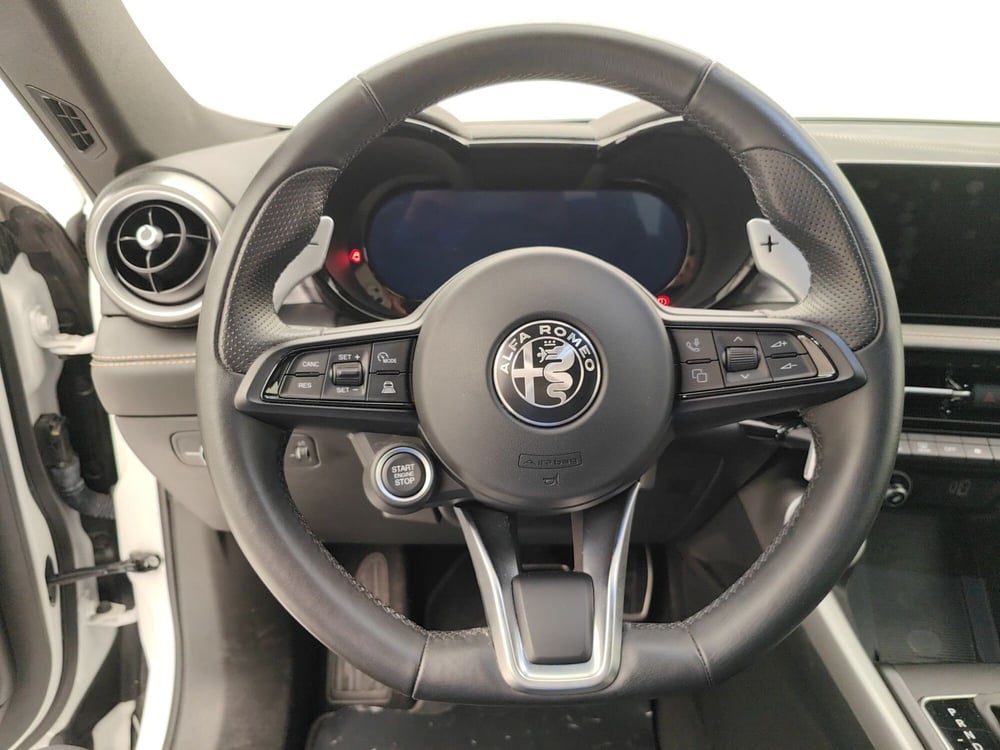 Alfa Romeo Tonale usata a Como (8)