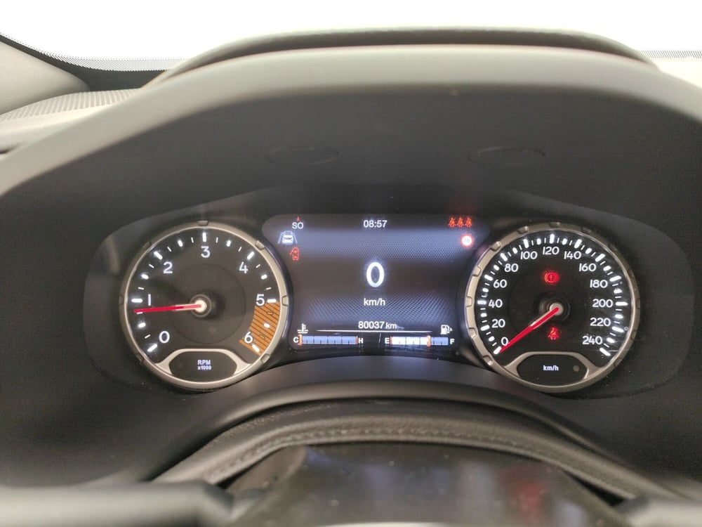 Jeep Renegade usata a Como (9)