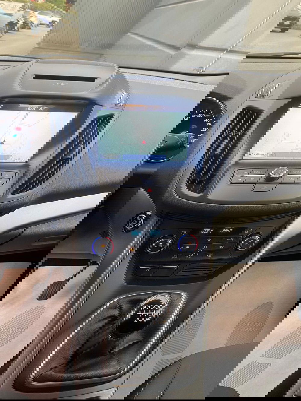 Ford Kuga usata a Como (11)