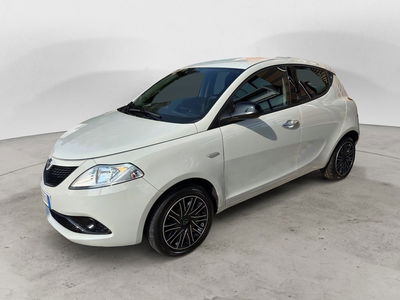 Lancia Ypsilon 1.0 FireFly 5 porte S&amp;S Hybrid Ecochic Gold del 2021 usata a Cantu&#039;