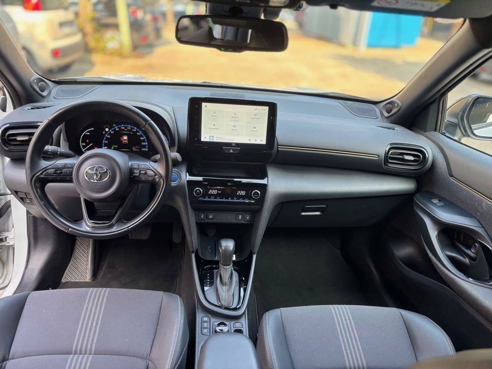 Toyota Yaris Cross usata a Como (8)
