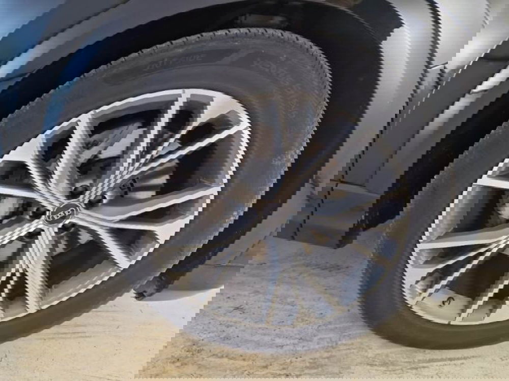 Audi Q8 usata a Salerno (17)