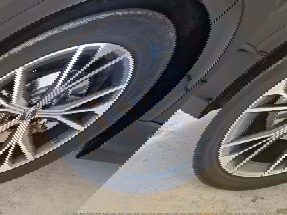 Audi Q8 usata a Salerno (18)