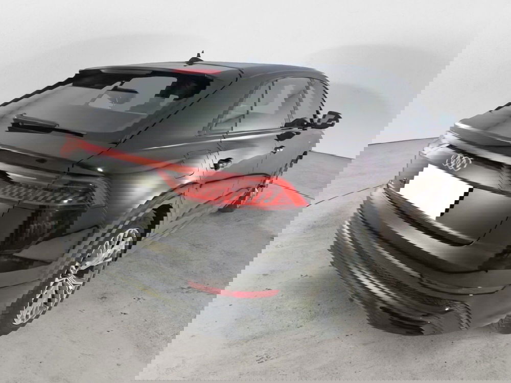 Audi Q8 usata a Salerno (3)