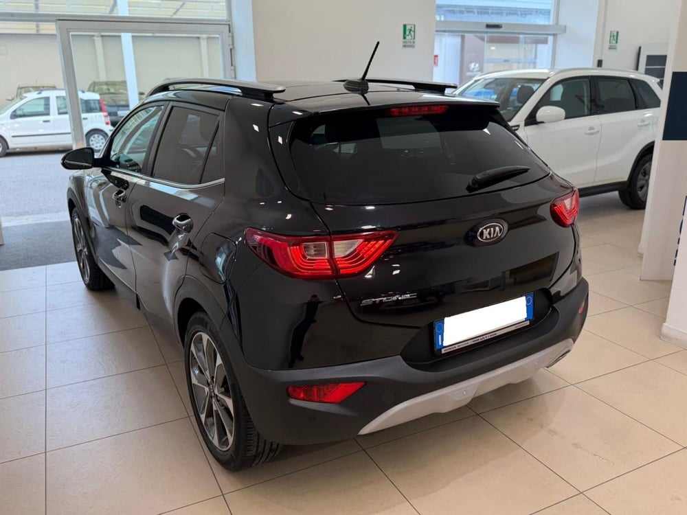 Kia Stonic usata a Napoli (5)