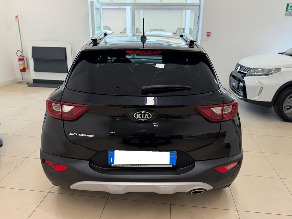 Kia Stonic usata a Napoli (6)
