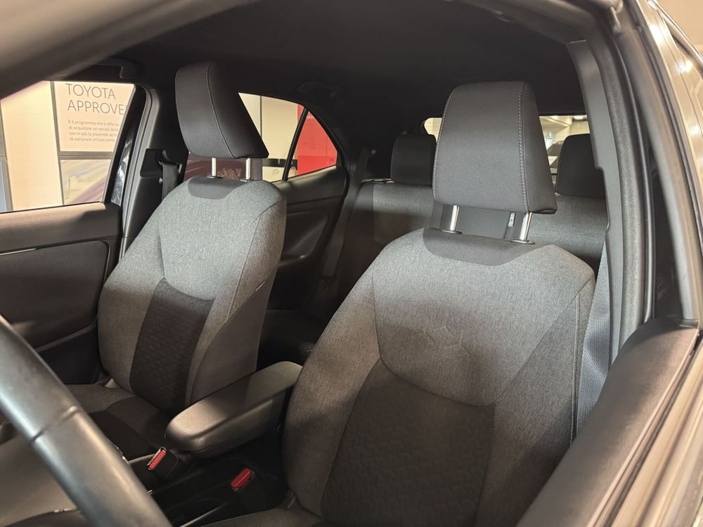 Toyota Yaris Cross usata a Brescia (14)