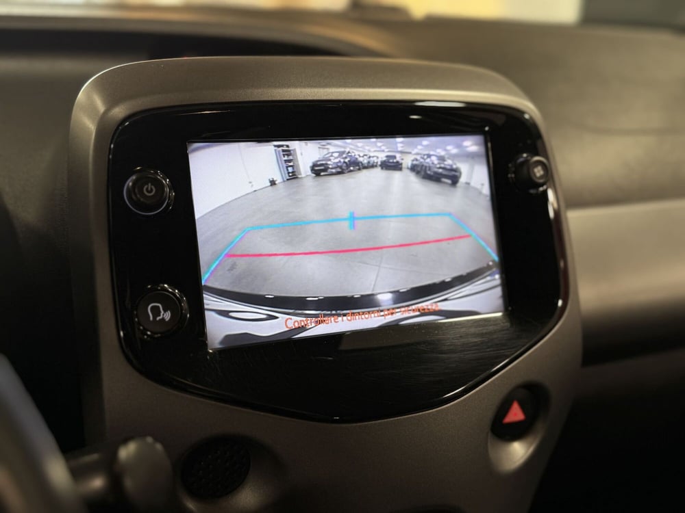 Toyota Aygo usata a Brescia (11)