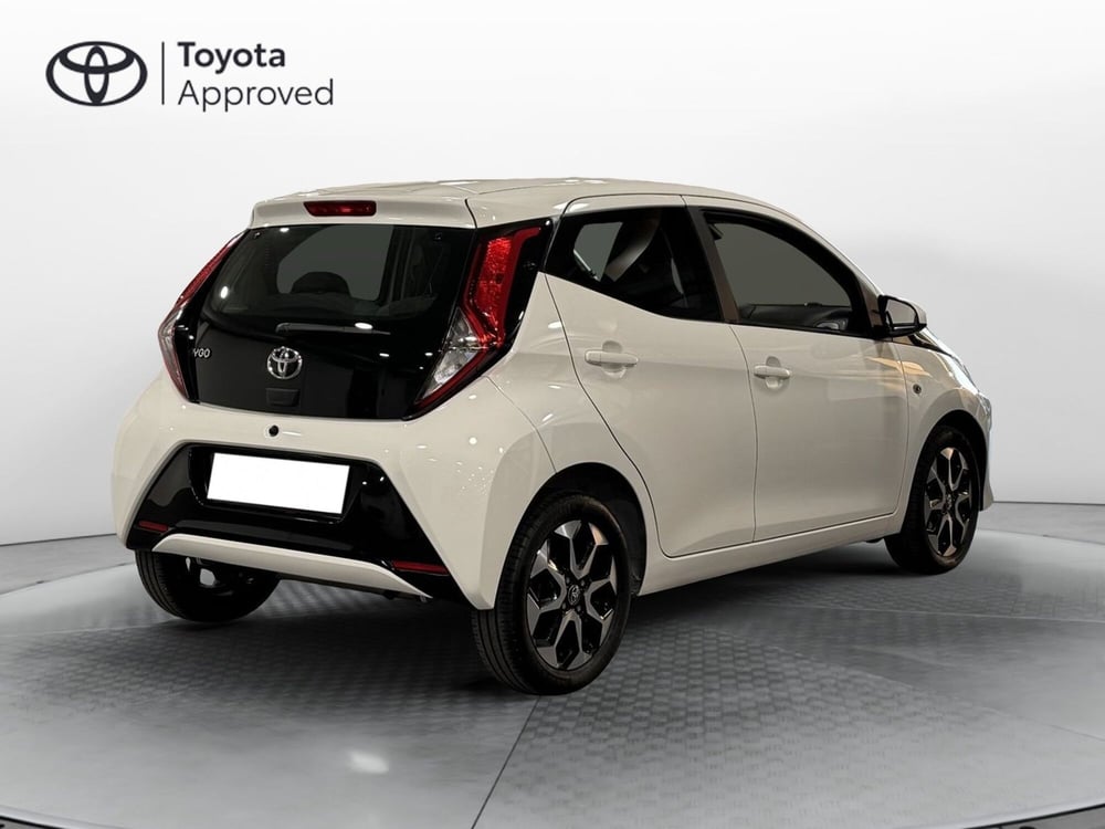 Toyota Aygo usata a Brescia (4)