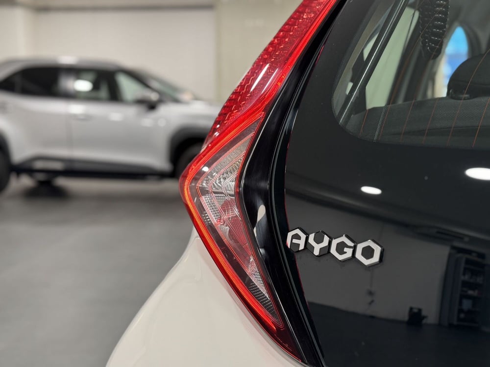 Toyota Aygo usata a Brescia (6)