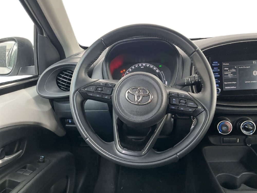 Toyota Aygo X usata a Torino (11)