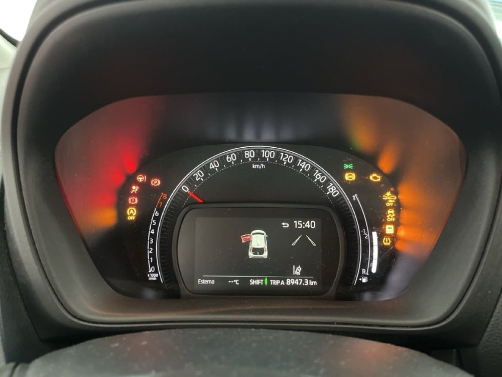 Toyota Aygo X usata a Torino (13)