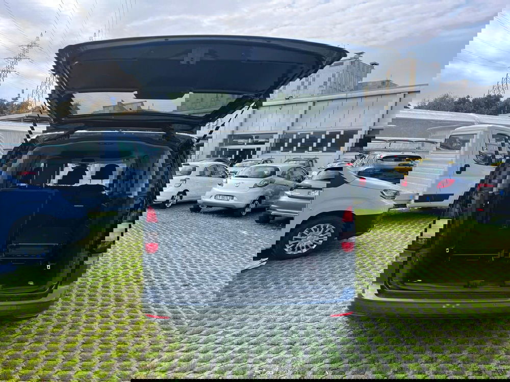 Ford Tourneo Connect usata a Milano (9)