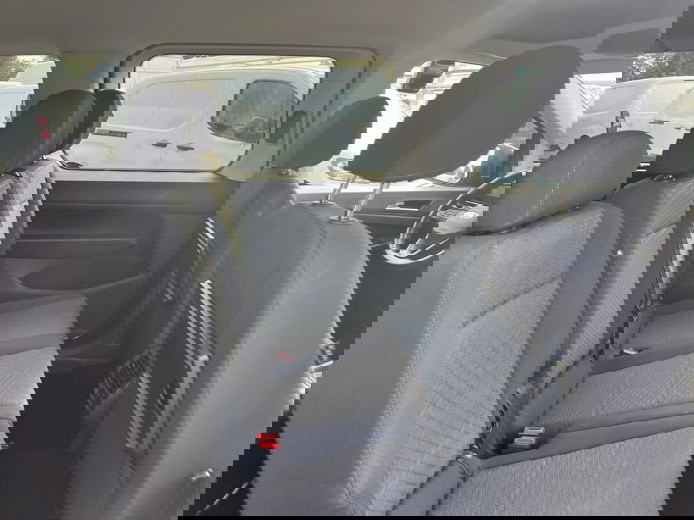 Ford Tourneo Connect usata a Milano (13)