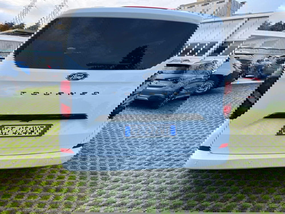 Ford Tourneo Custom nuova a Milano (10)