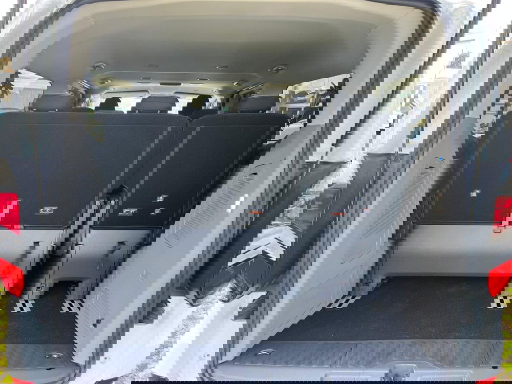 Ford Tourneo Custom nuova a Milano (12)