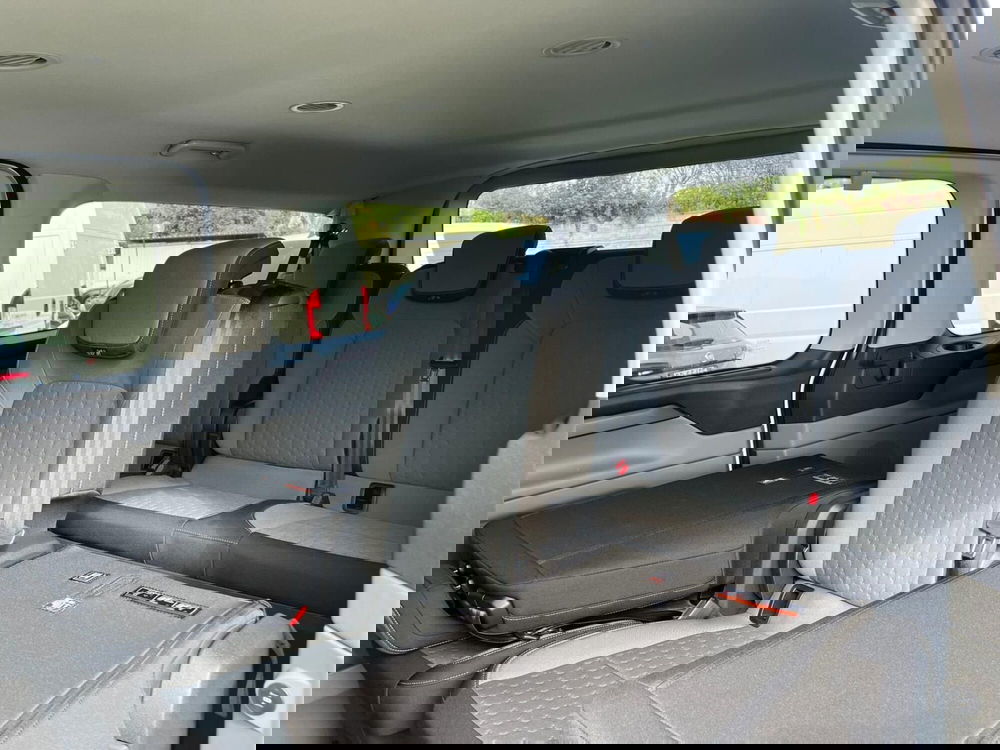 Ford Tourneo Custom nuova a Milano (17)