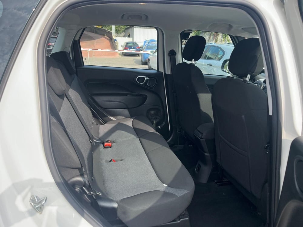 Fiat 500L usata a Milano (14)