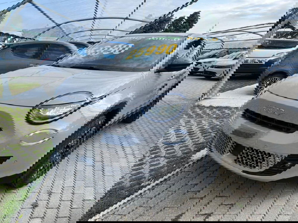 Fiat 600 nuova a Milano