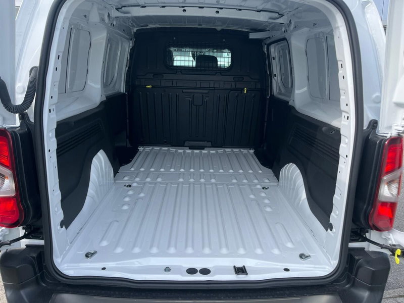 Toyota Proace City nuova a Milano (11)