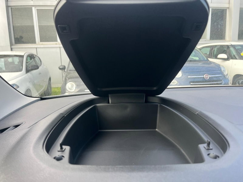 Toyota Proace City nuova a Milano (20)