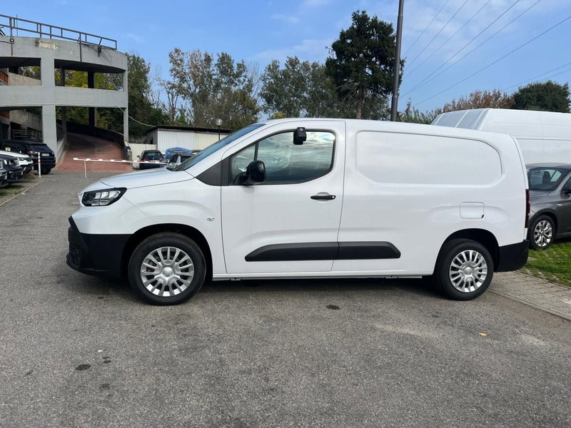 Toyota Proace City nuova a Milano (6)