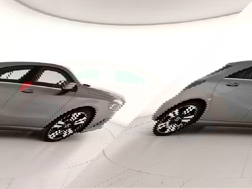 Mercedes-Benz Classe A usata a Caserta (4)