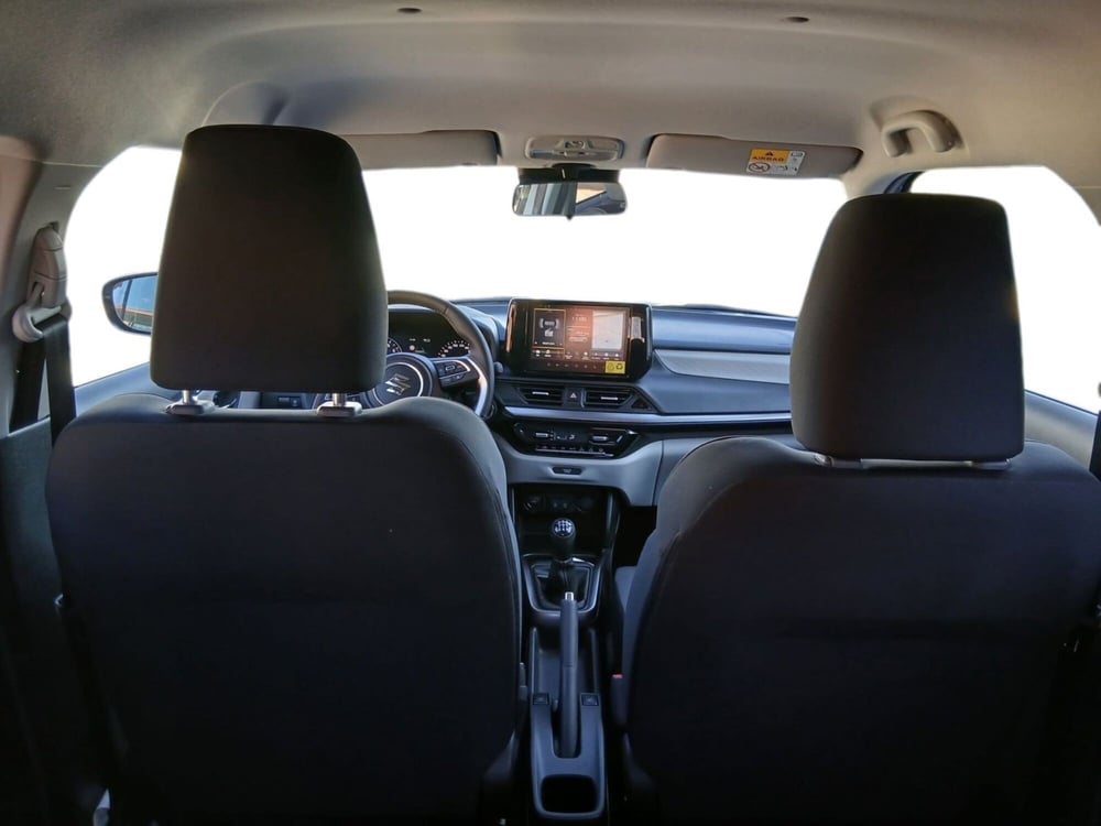 Suzuki Swift nuova a Prato (11)