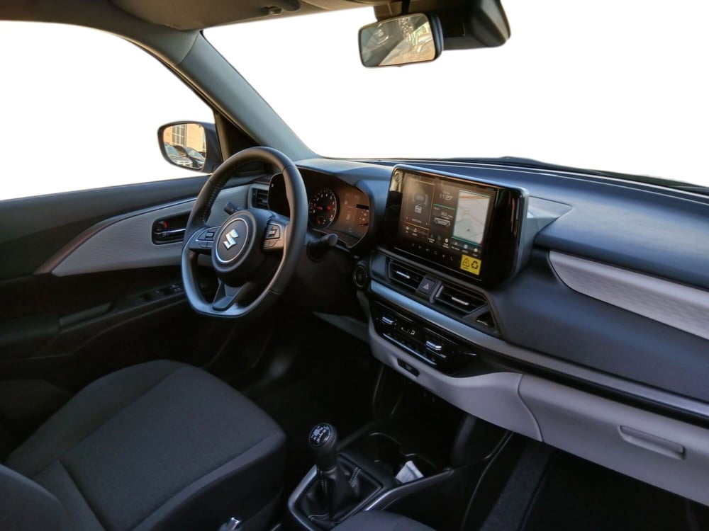 Suzuki Swift nuova a Prato (7)