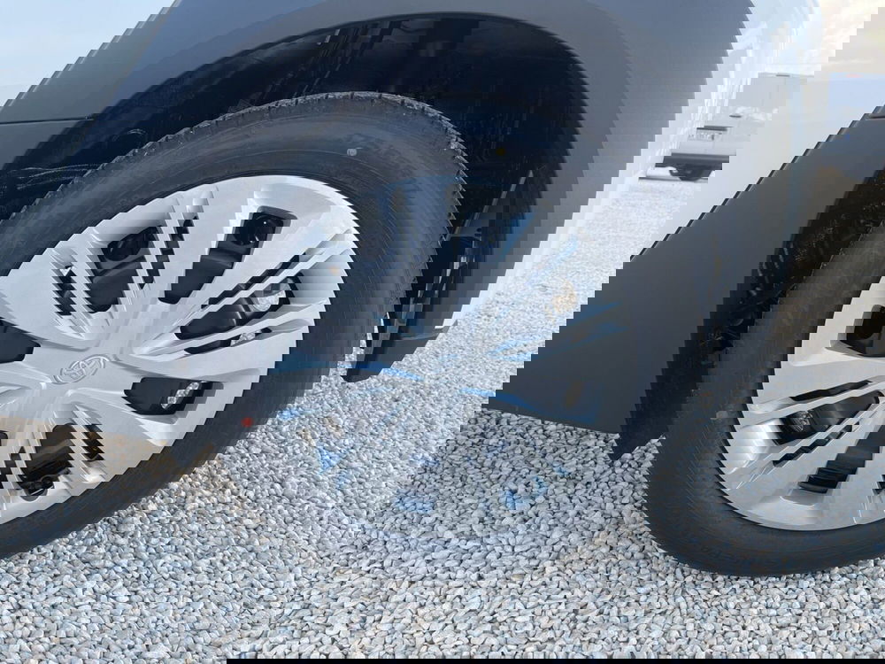 Toyota Aygo X nuova a Ragusa (6)
