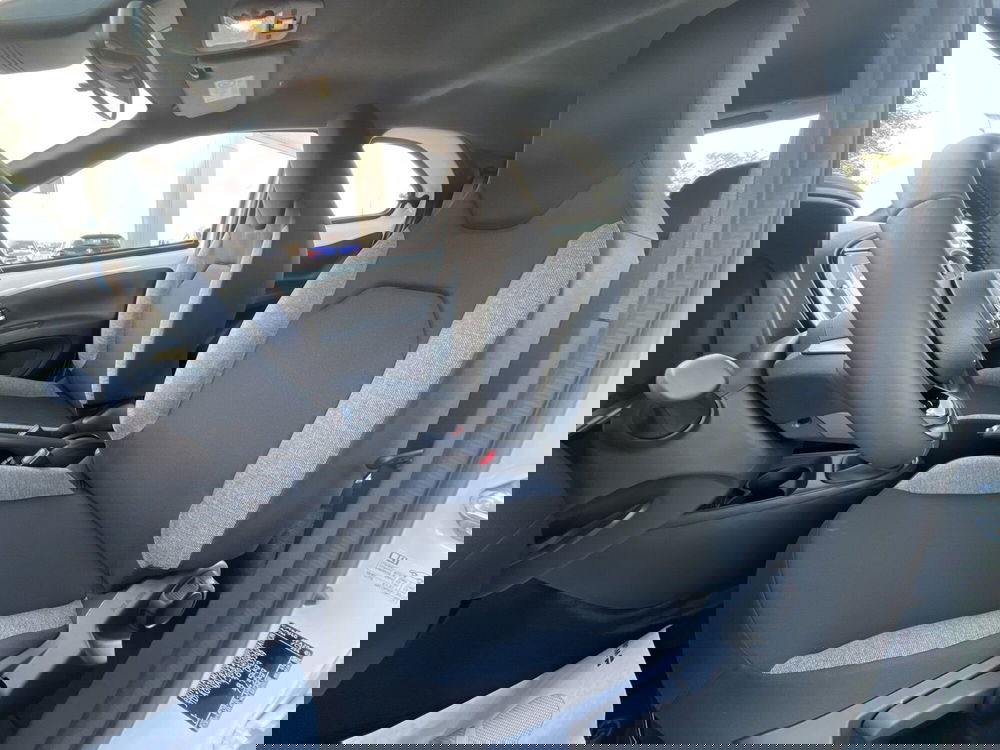 Toyota Aygo X nuova a Ragusa (9)