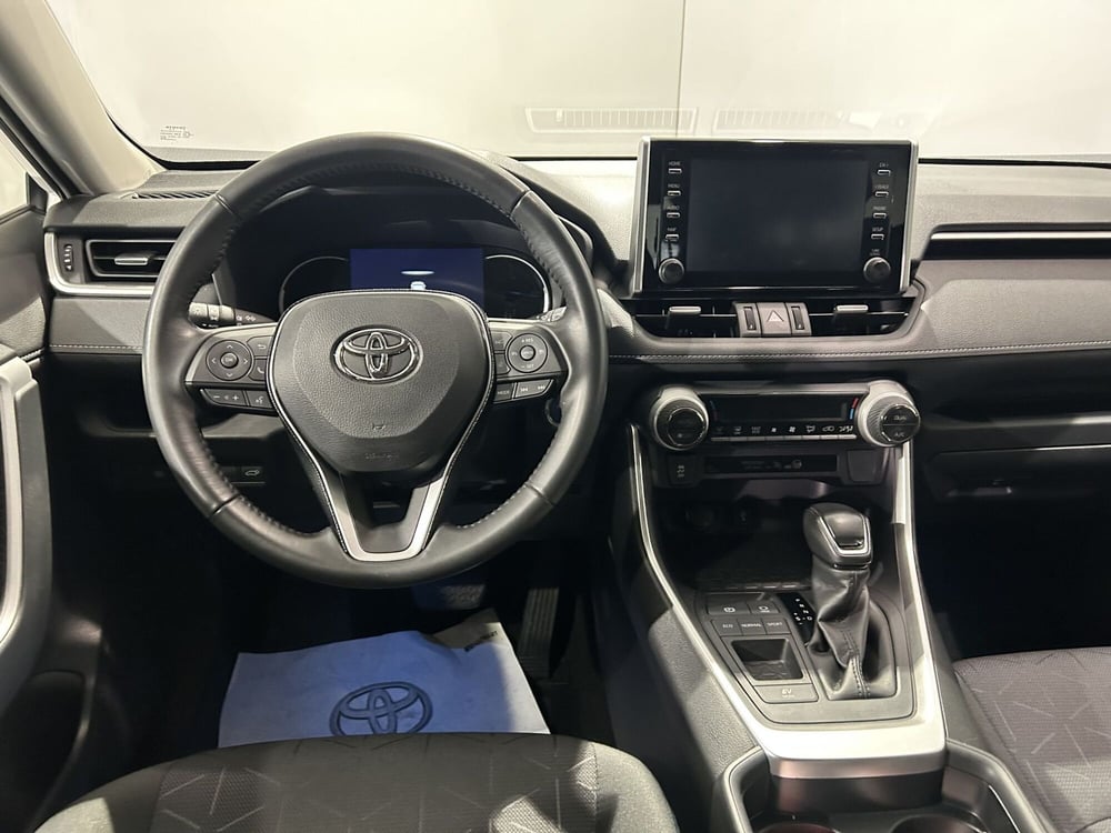 Toyota Rav4 usata a Milano (9)