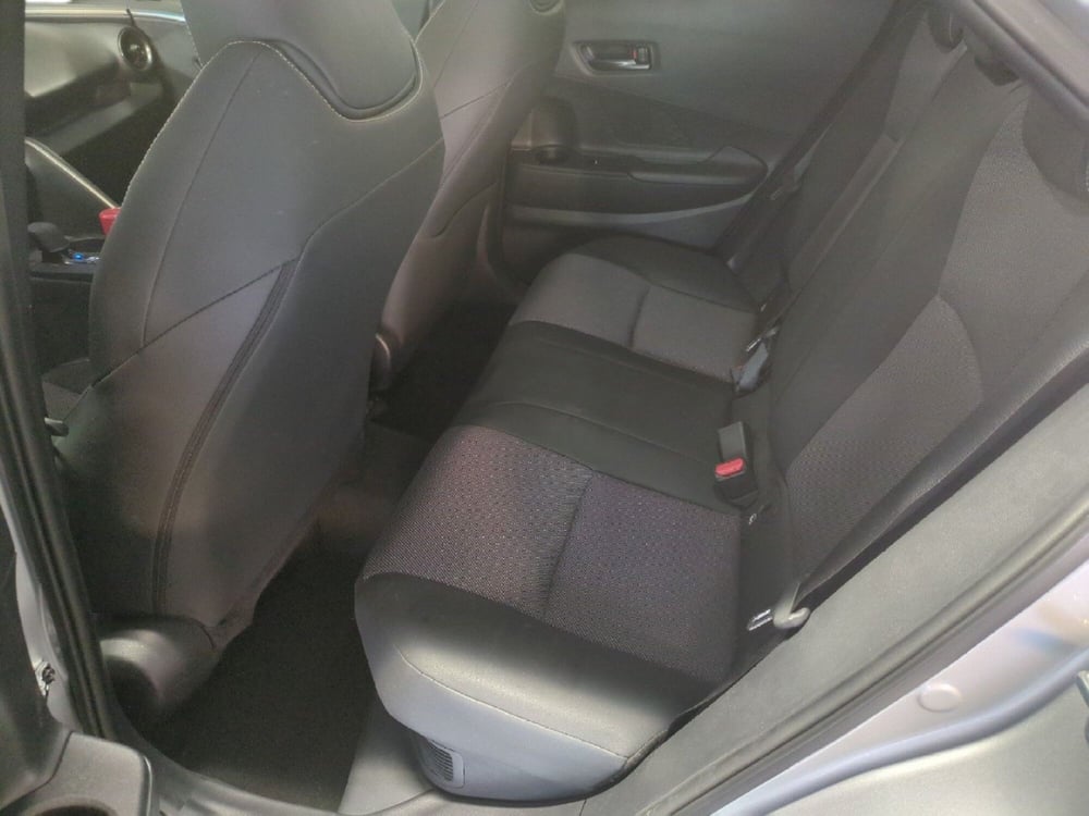 Toyota Toyota C-HR usata a Milano (12)