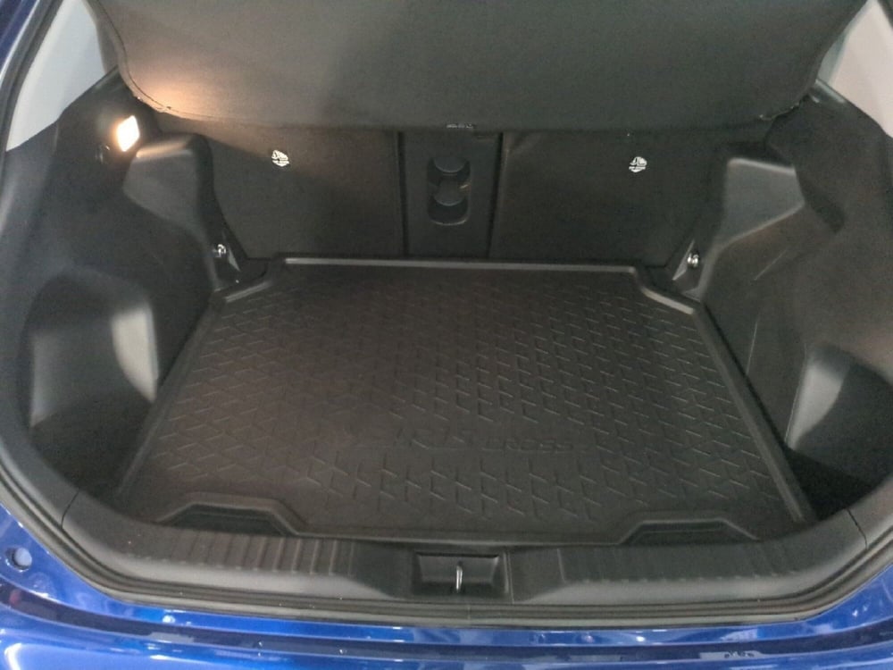 Toyota Yaris Cross usata a Milano (11)